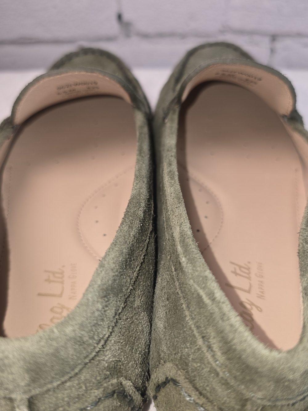 FLAG LTD OLIVE GREEN SUEDE PENNY LOAFERS DRIVING SHOE WOMENS SIZE 6.5 - Picture 10 of 11